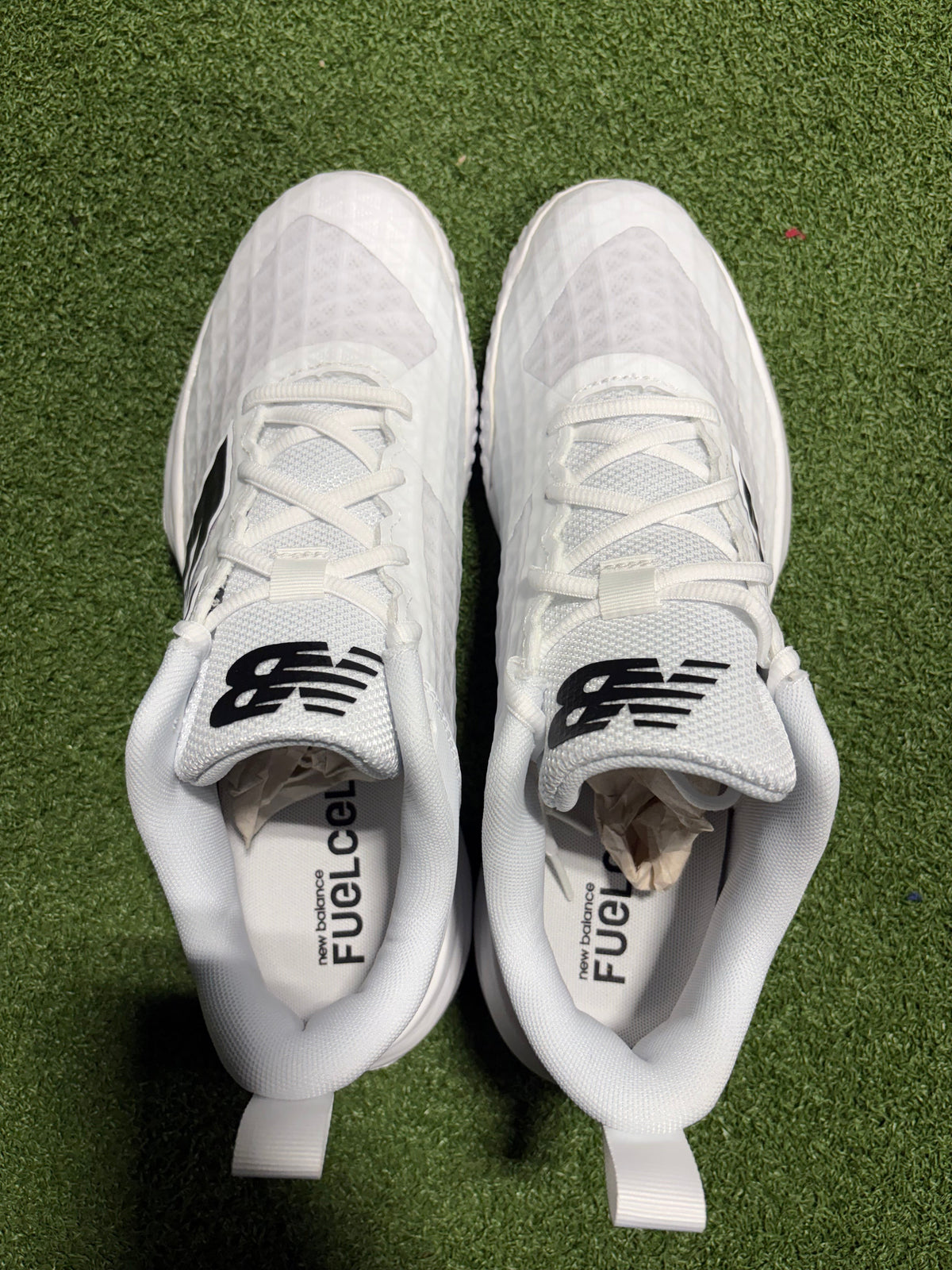 New Balance FuelCell Turf Shoes Size 10 - White