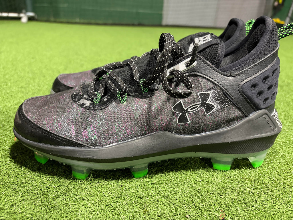 Under Armour Harper Elite TPU Molded Cleats Size 7 - Black